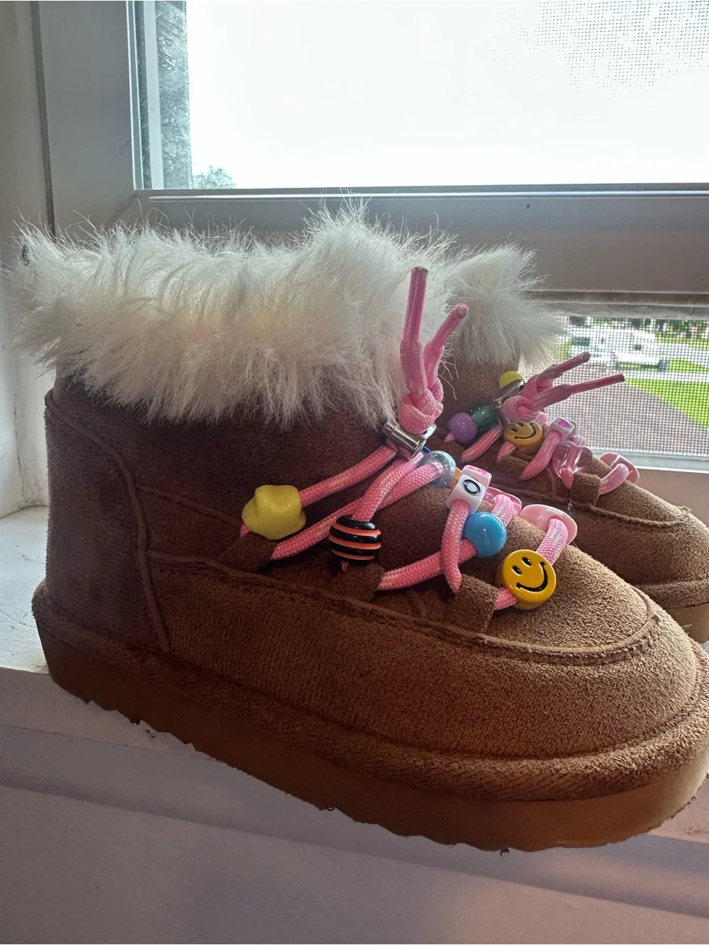 Kids Faux-Fur Lined Brown Winter Boots with Pink Beaded Laces